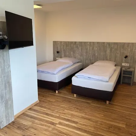 Boardinghouse-heuchelhof 3*